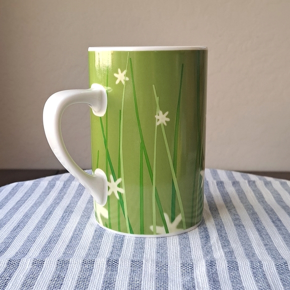 Vintage Y2k '04 Starbucks Coffee Tea Mug Avocado Green, Grass with Daisies, 4.7" - Picture 4 of 9
